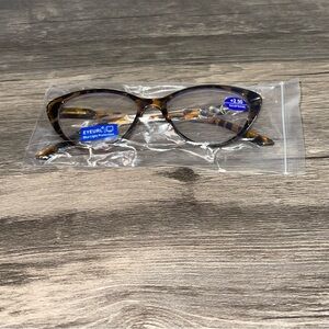 EYERUL +2.5 Blue Light Blocking Reading Glasses Tortoise Frame Women’s Readers